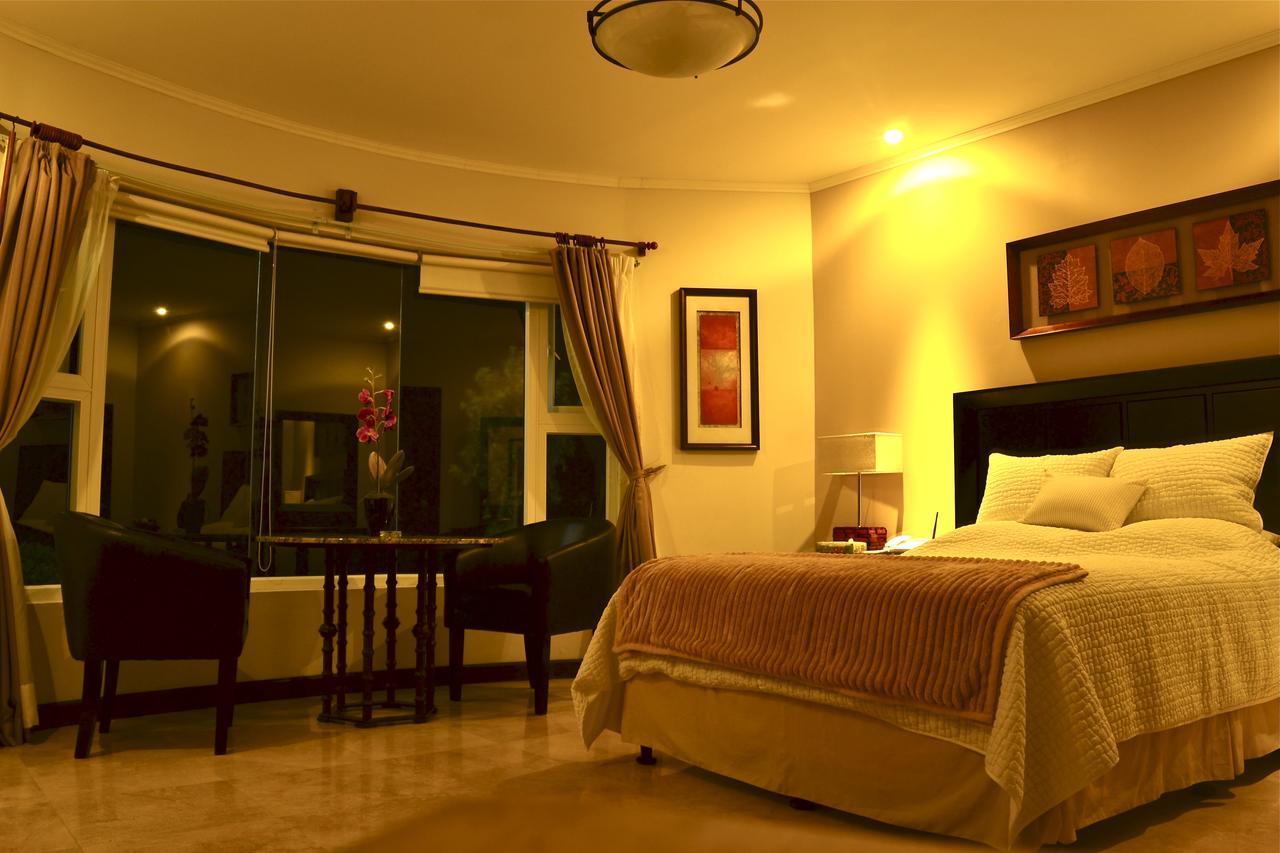 Hotel Casa Miravalle Антигуа-Гватемала Экстерьер фото
